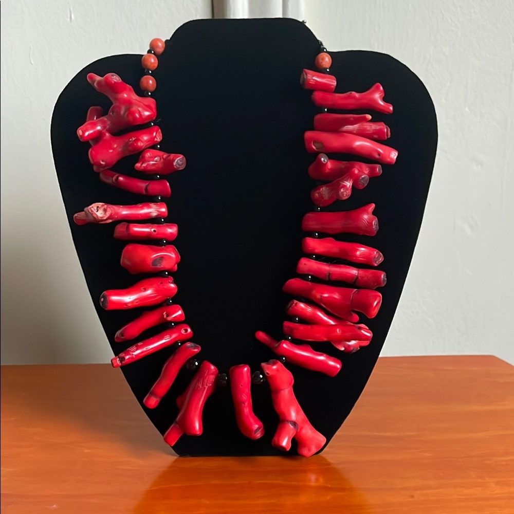 RARE Vintage Chunky Coral Necklace | Red & Black Beaded | Branch Design